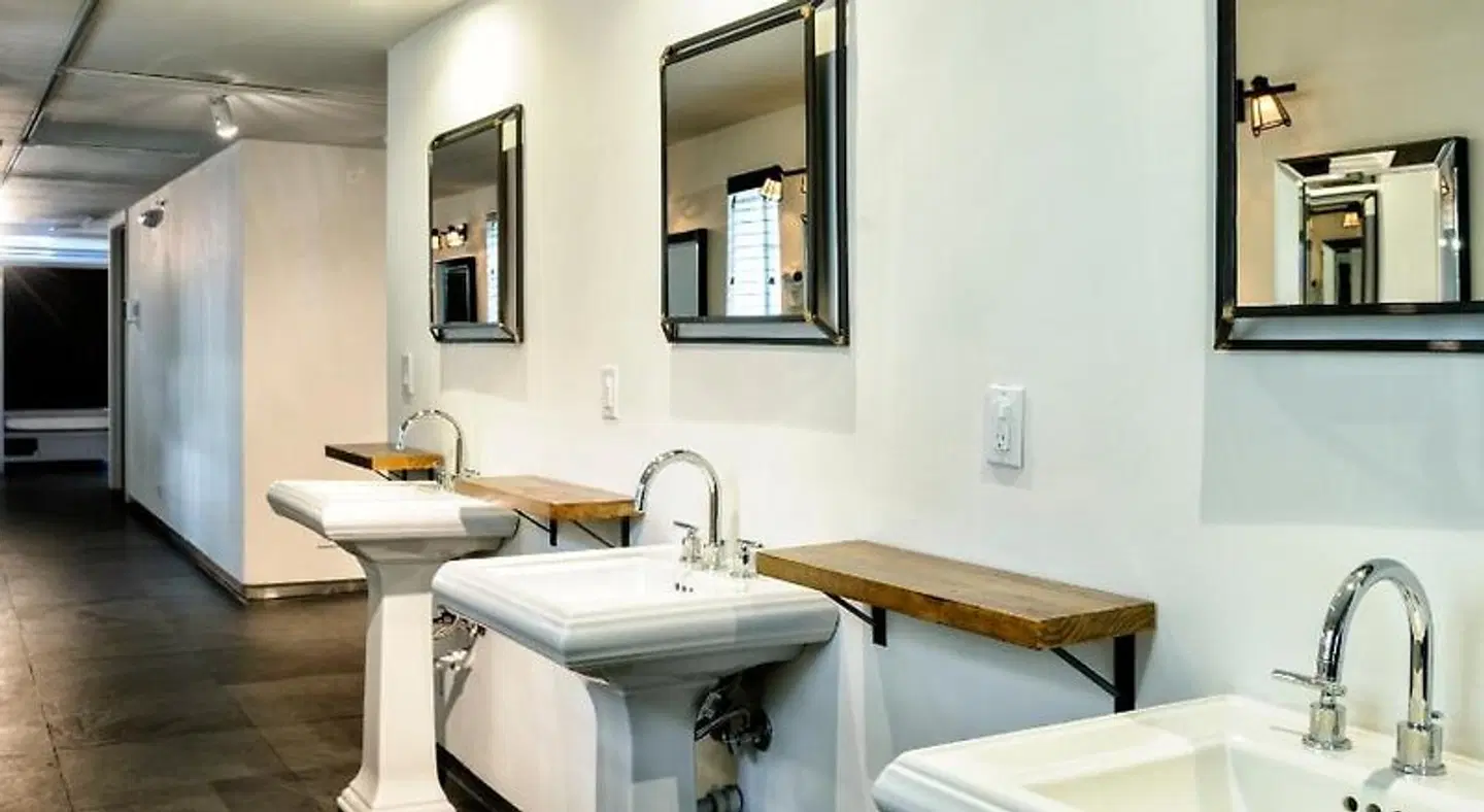 Posh Hostel South Beach HEALTH_BEAUTY