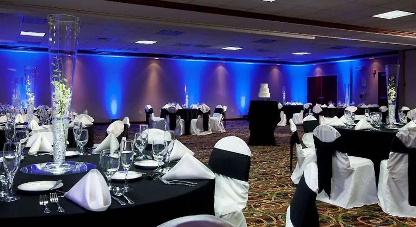Hampton Inn Woodbridge Restaurant