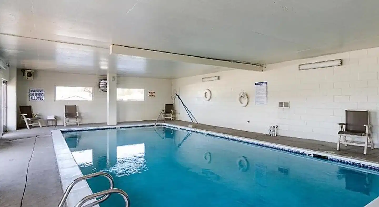 Motel 6 Denver, CO - Federal Boulevard Hallenbad