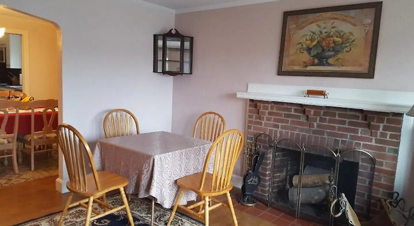 Natalie House - Boston ROOM_EXAMPLE
