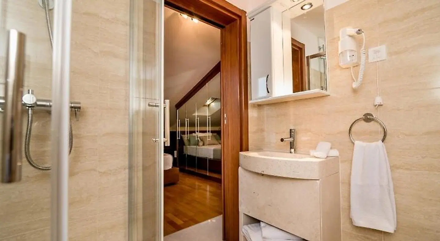 Hedera Residences Badezimmer