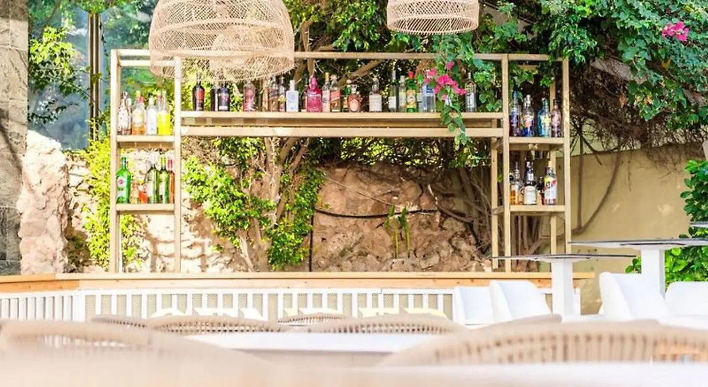 Agua Beach LOUNGE_LOBBY