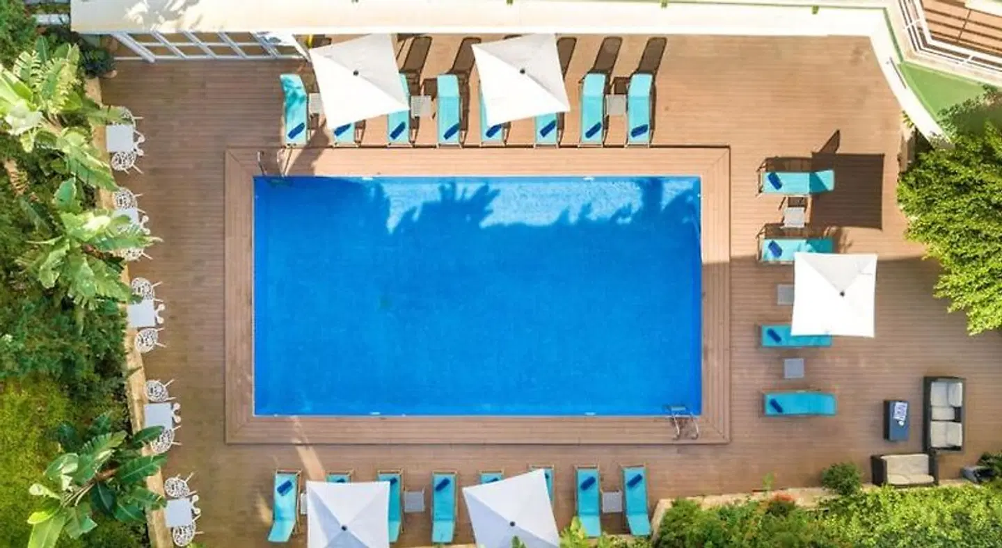 Agua Beach MODEL_IMPRESSION