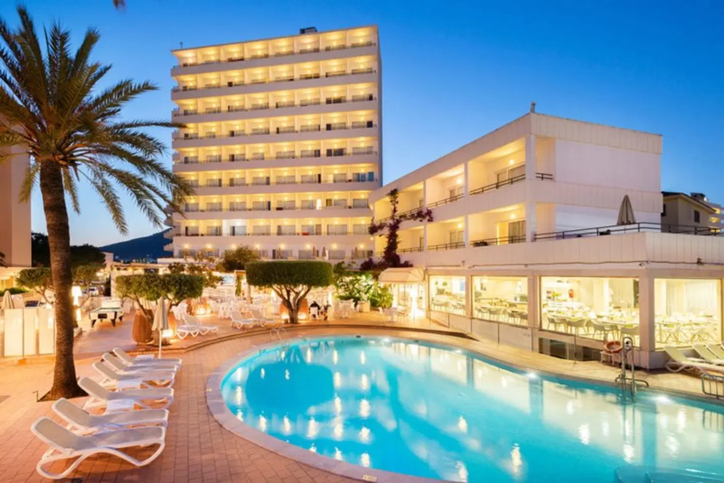 Morito Beach OUTDOOR_POOL
