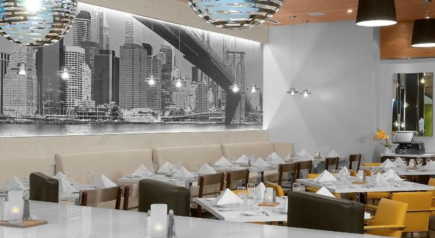 Hilton Garden Inn New York/Times Square Central Restaurant