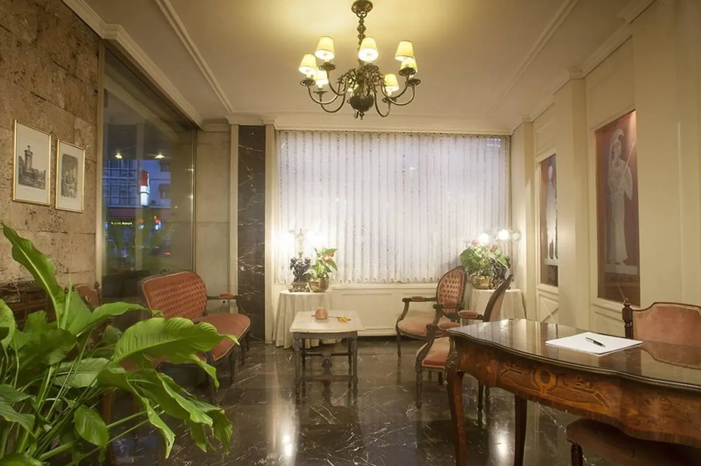 Best Western Ilisia Hotel ROOM_EXAMPLE