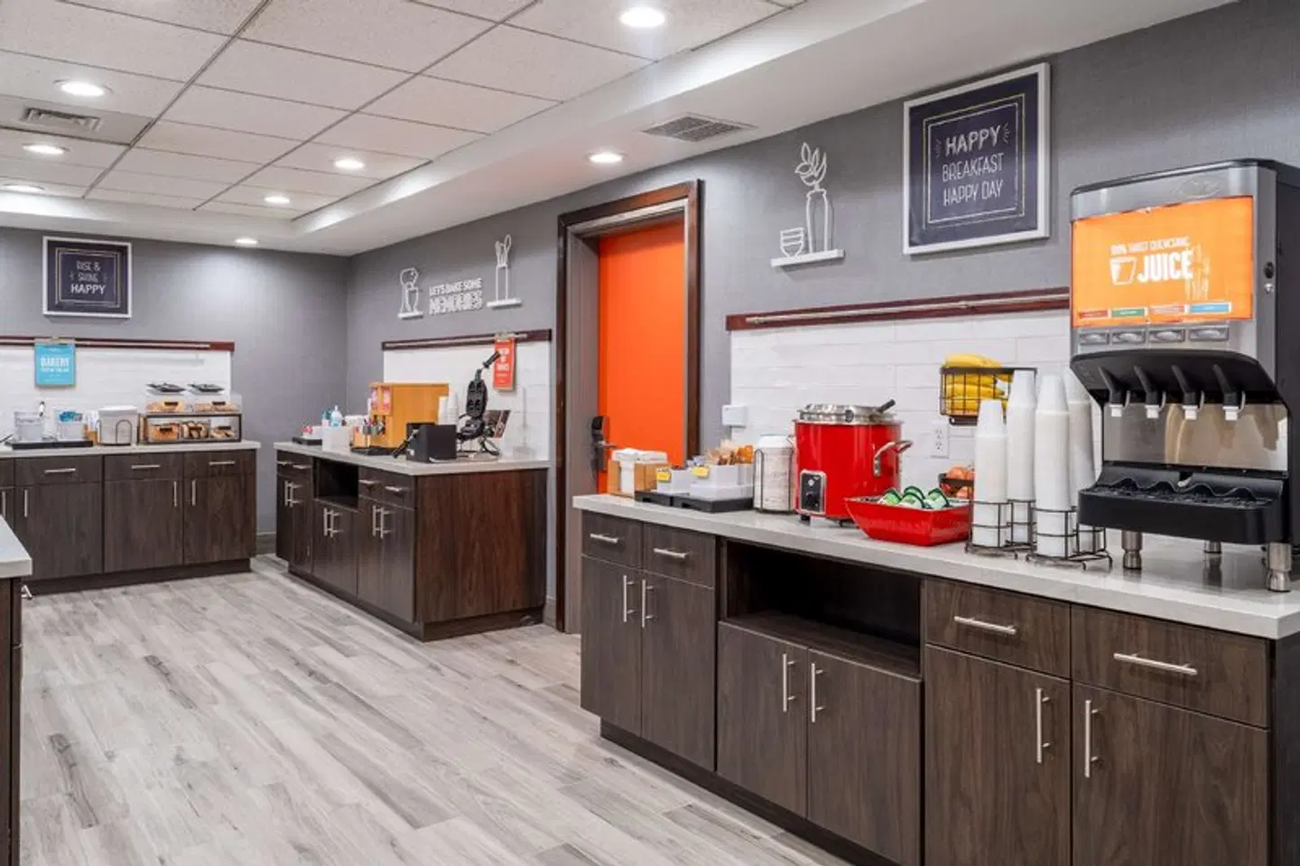 Hampton Inn & Suites Agoura Hills Bar