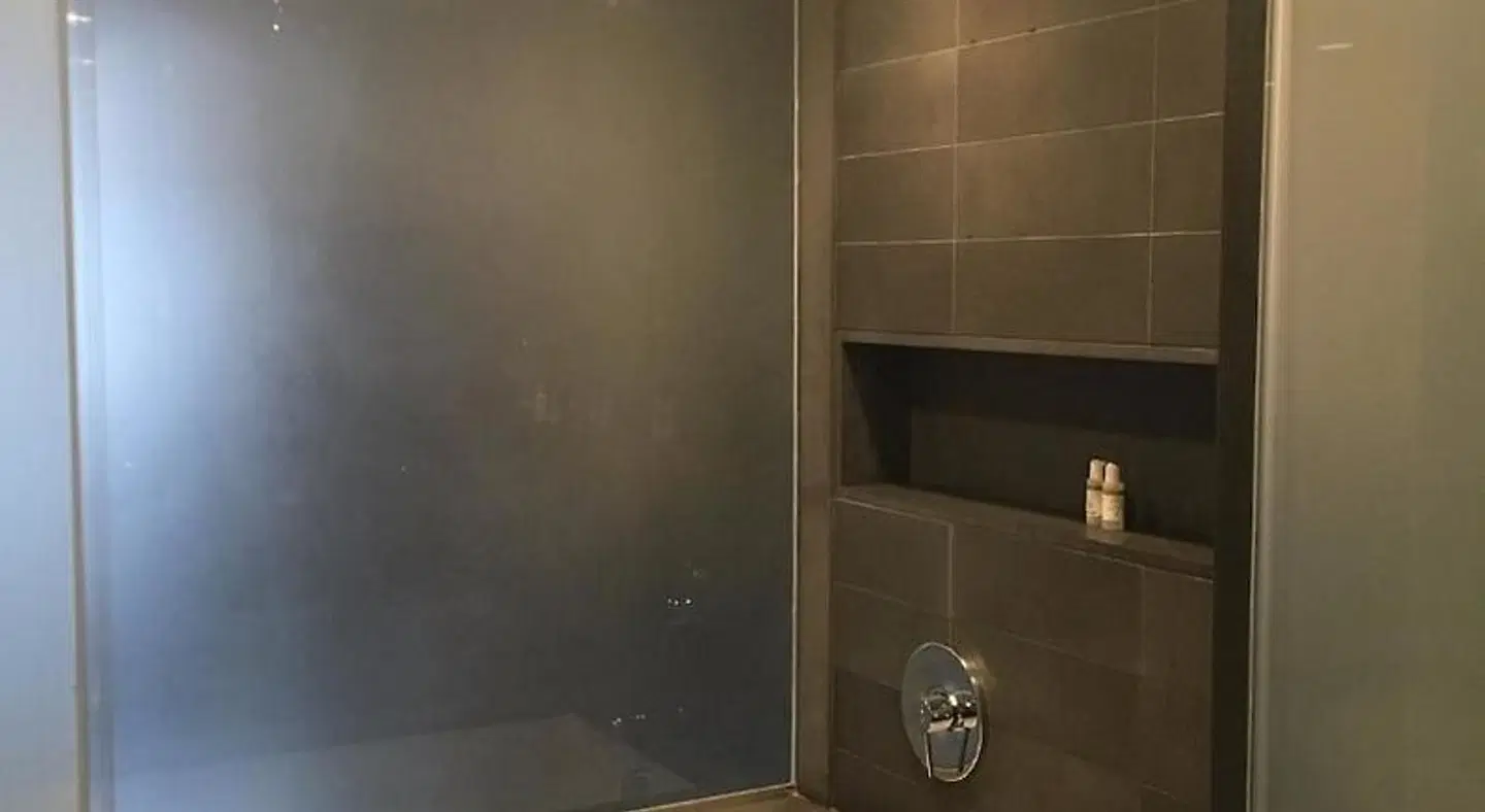 Sixty LES Badezimmer