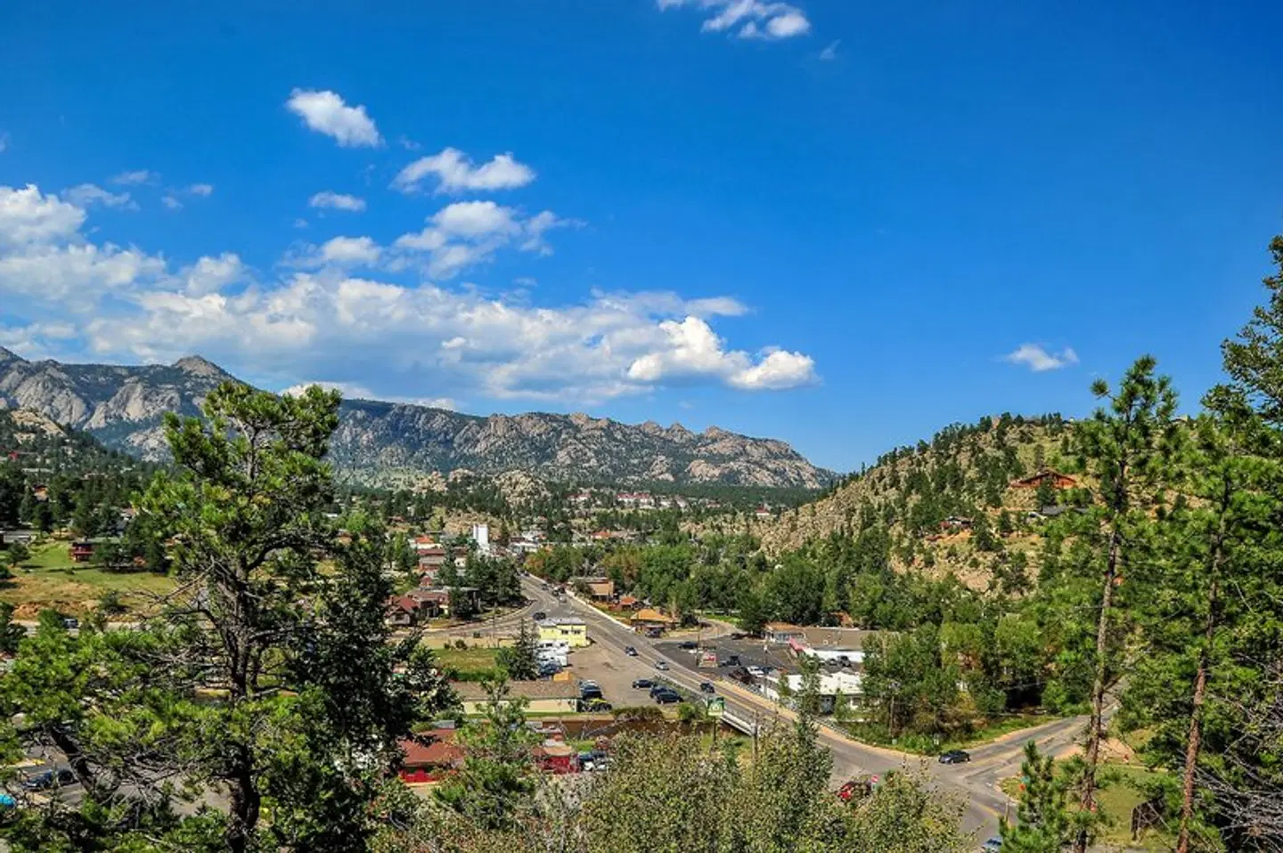 The Historic Crag's Lodge LANDSCAPE