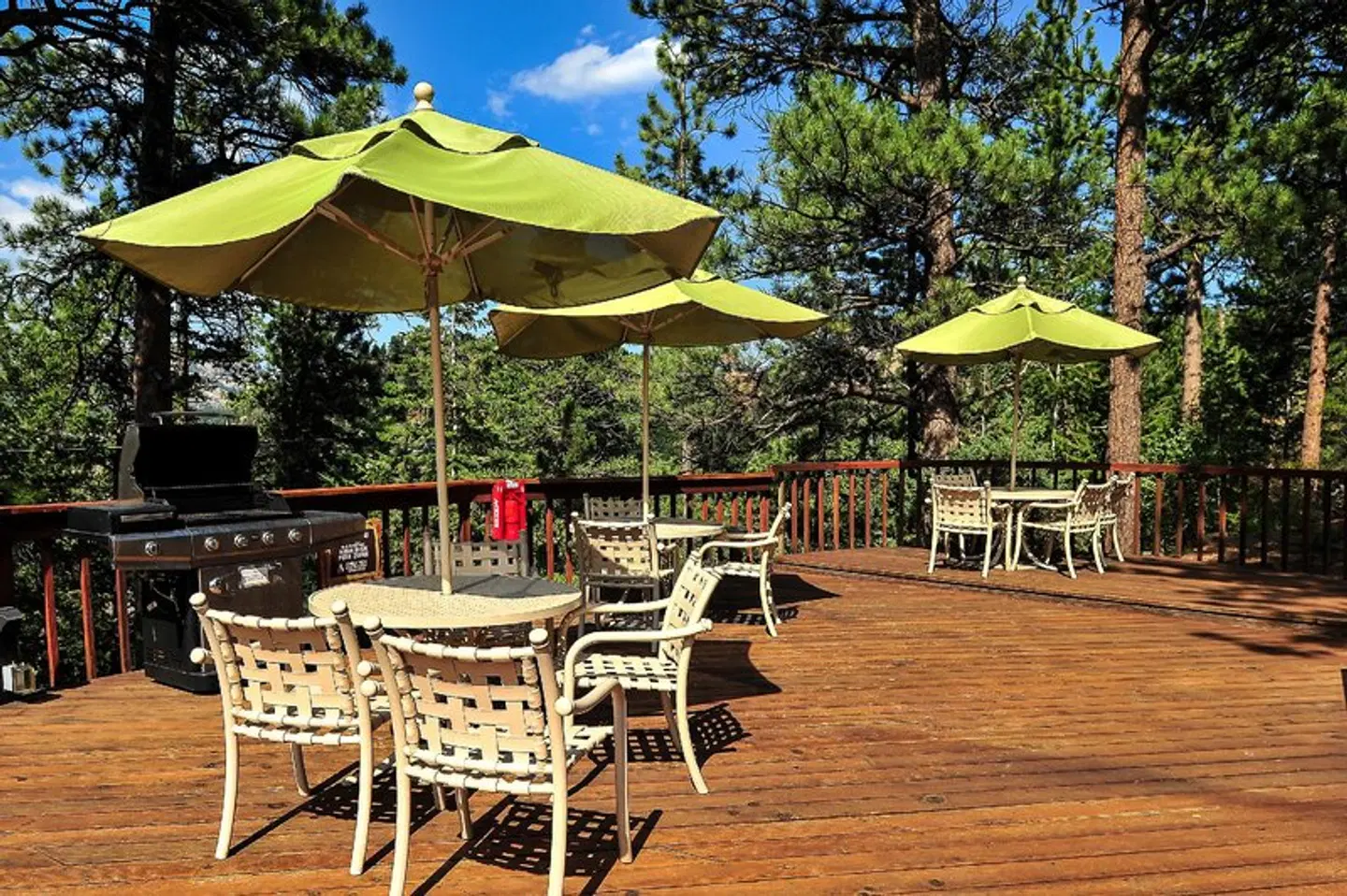 The Historic Crag's Lodge Terrasse