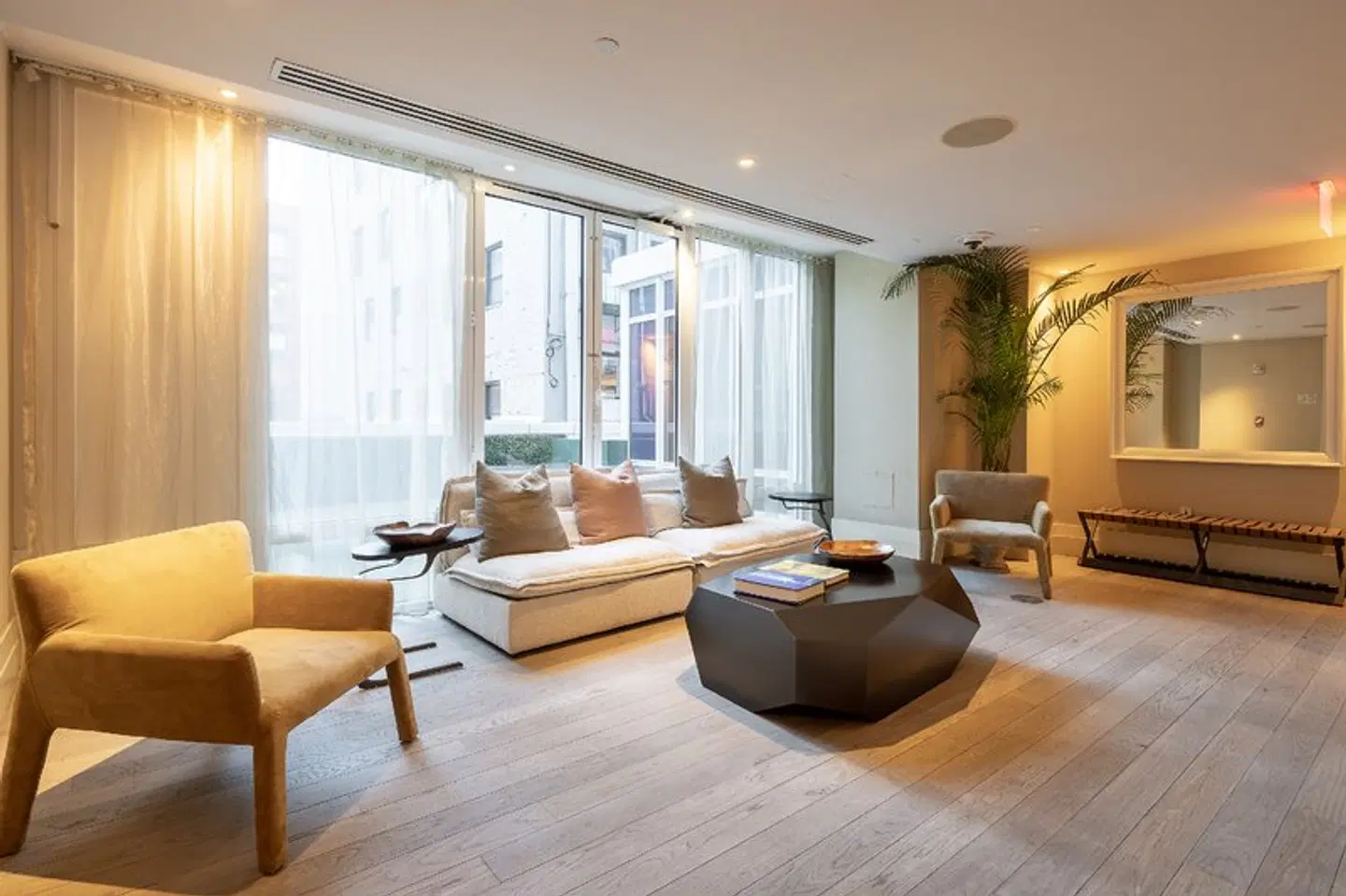 NoMo SoHo LOUNGE_LOBBY