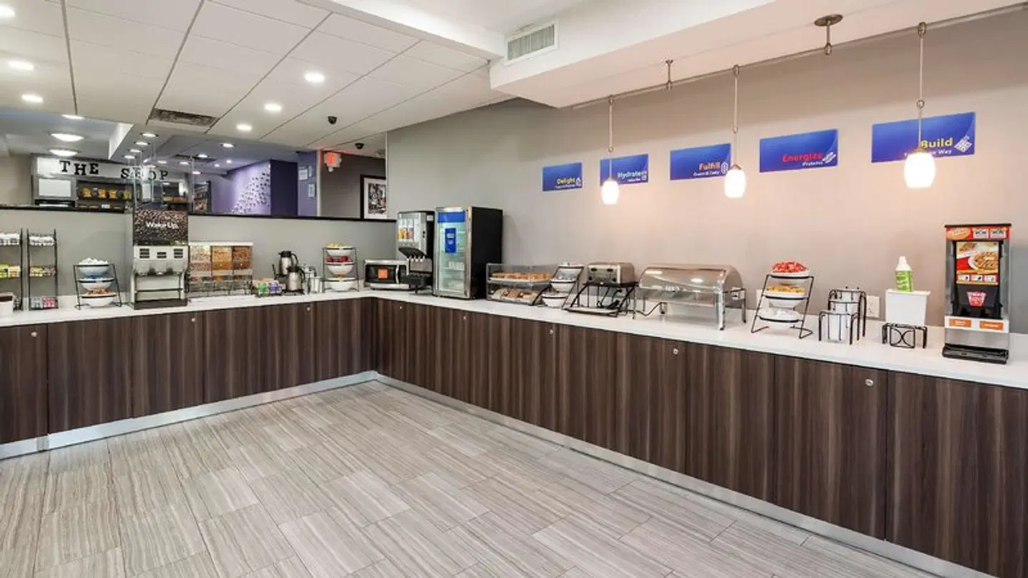Best Western Paramus Hotel & Suites Restaurant