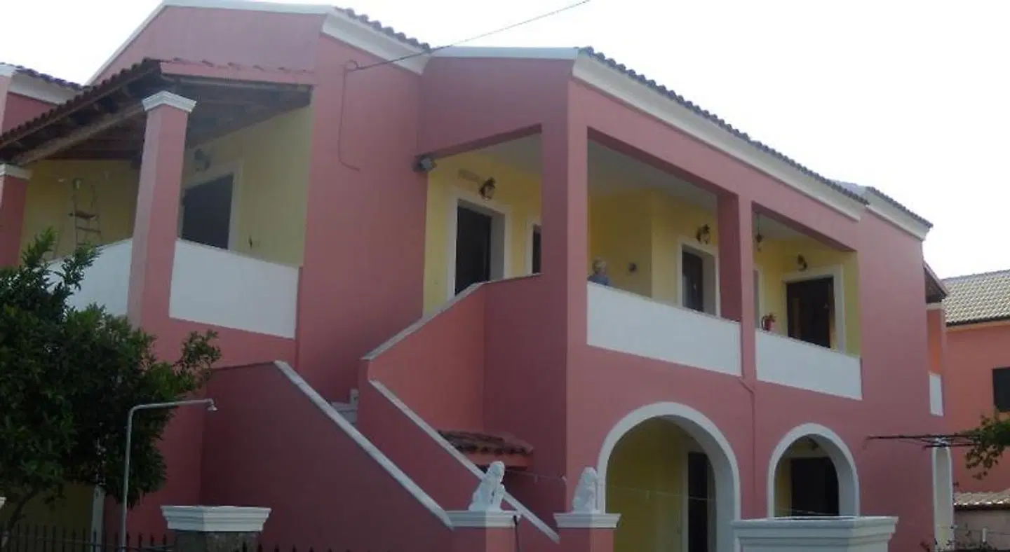 Antigoni's Apartments EXTERIOR