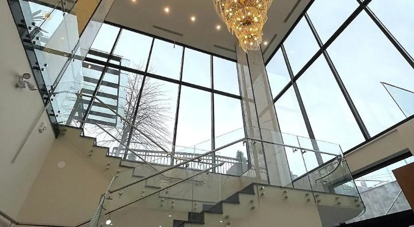 Liberty View Brooklyn Hotel Hallenbad