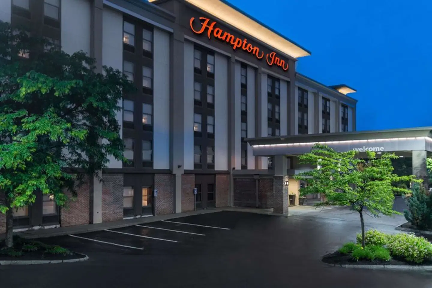 Hampton Inn Boston/Marlborough EXTERIOR