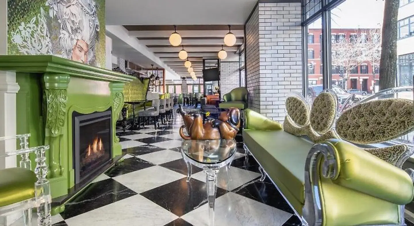 Staypineapple, A Delightful Hotel, South End Restaurant