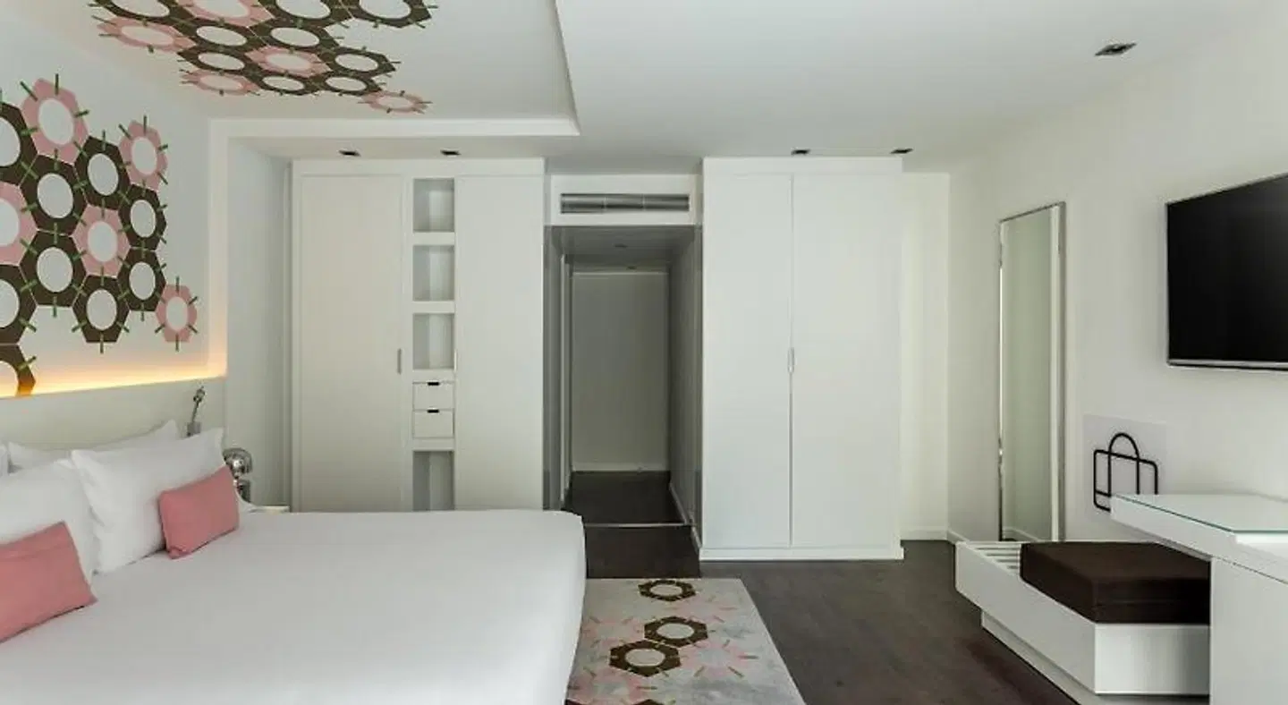 Room Mate Carla ROOM_EXAMPLE