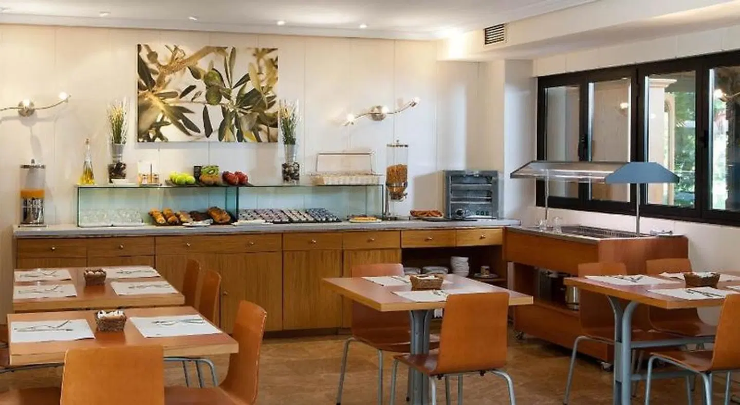 TH La Florida Restaurant