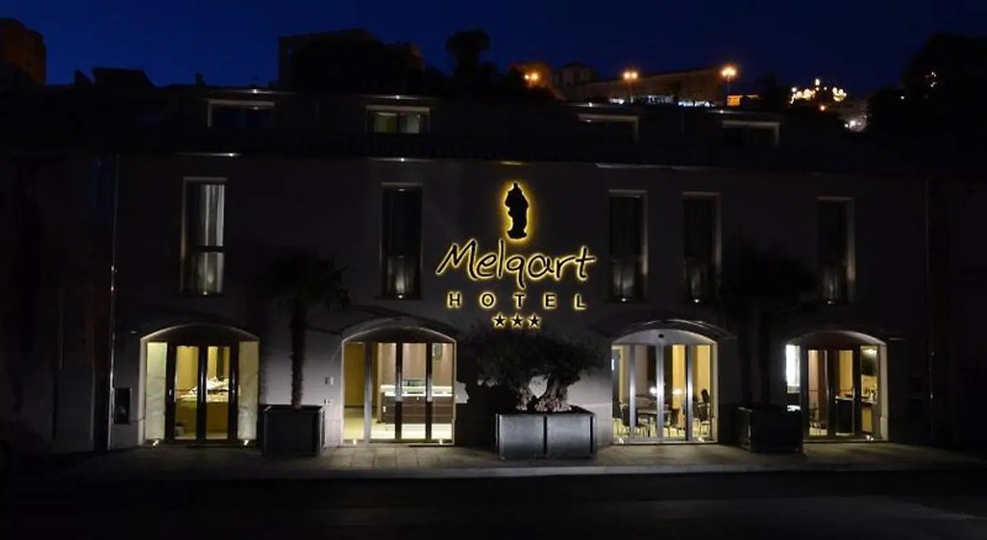 Melqart Hotel EXTERIOR