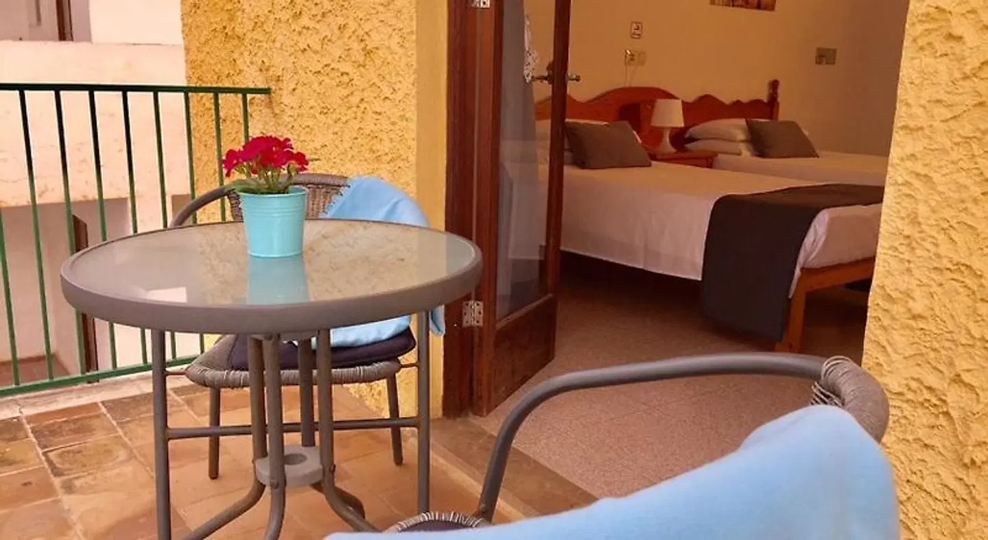 The Guesthouse Cala Millor ROOM_EXAMPLE
