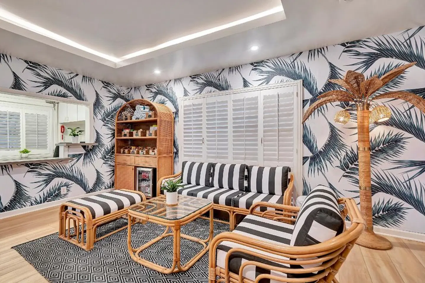 Santa Monica Motel Restaurant
