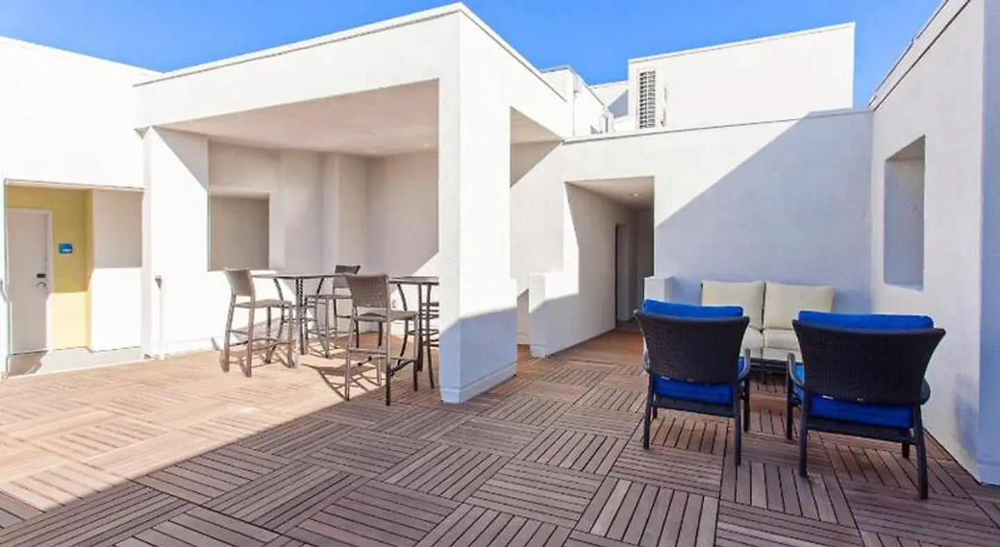 Holiday Inn Express West Los Angeles-Santa Monica by IHG Terrasse