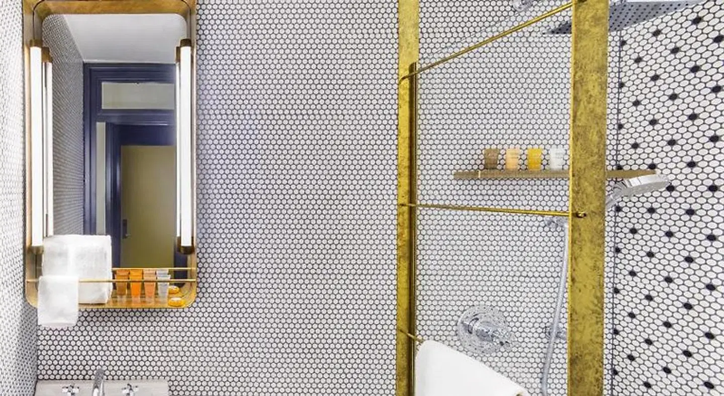 Hotel Shocard Badezimmer