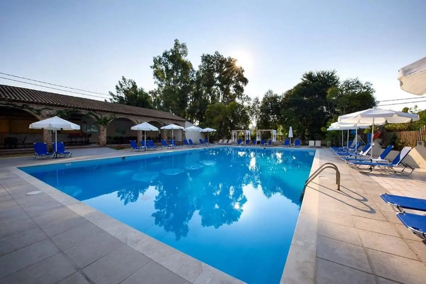 Amalia Hotel OUTDOOR_POOL