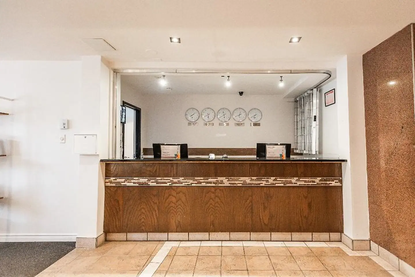 le Roberval LOUNGE_LOBBY
