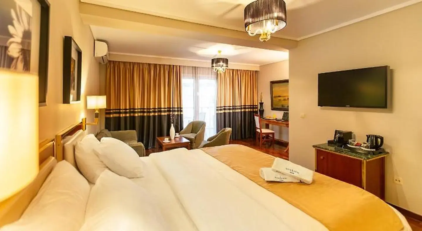 Best Western Ilisia Hotel ROOM_EXAMPLE