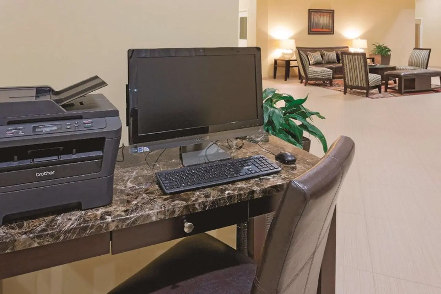 La Quinta Inn & Suites Inglewood ROOM_EXAMPLE