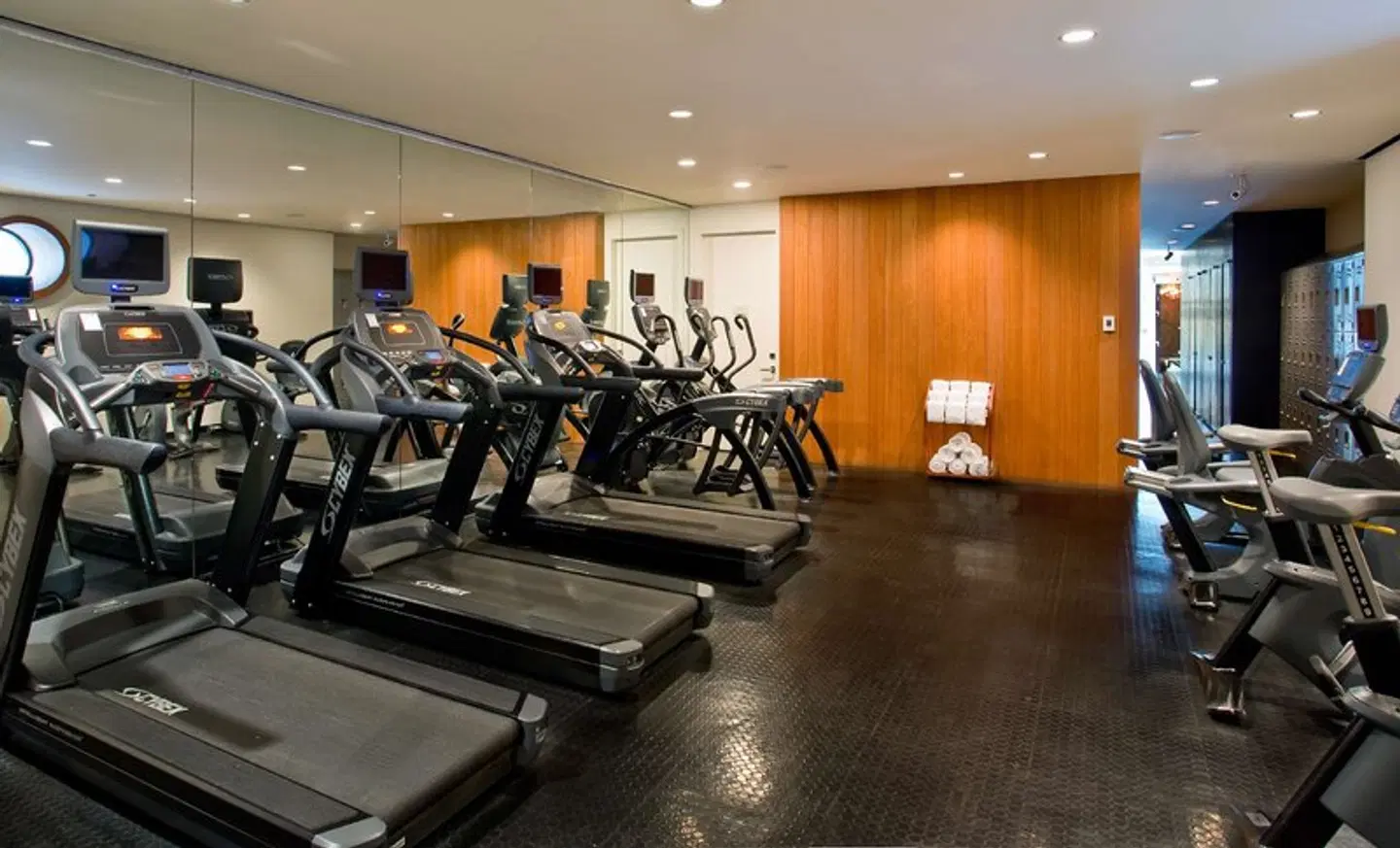 Dream Downtown SPORTS_AND_LEISURE
