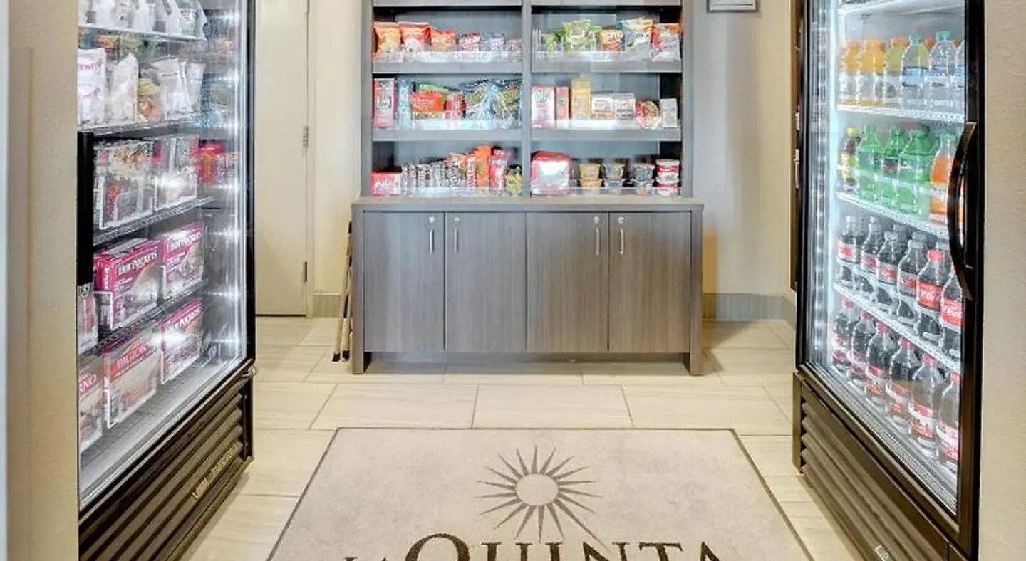 La Quinta Inn Las Vegas Nellis LOUNGE_LOBBY
