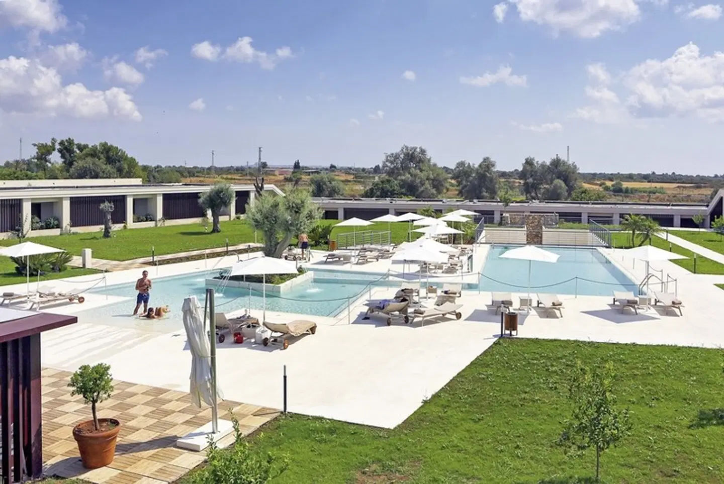 I Monasteri Golf Resort OUTDOOR_POOL