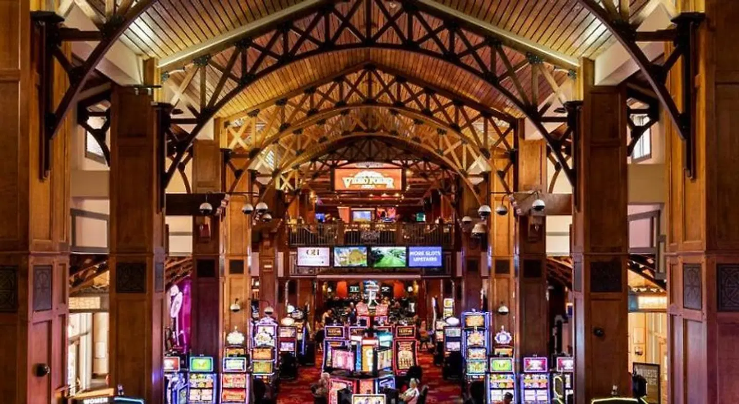 Lady Luck Casino Black Hawk SPORTS_AND_LEISURE