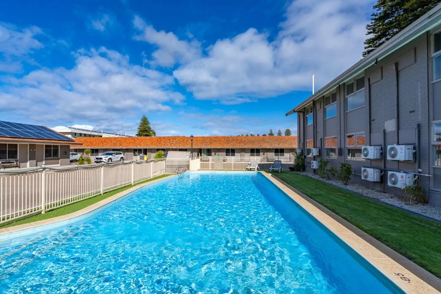 Hospitality Esperance, SureStay Collection by Best Western OUTDOOR_POOL