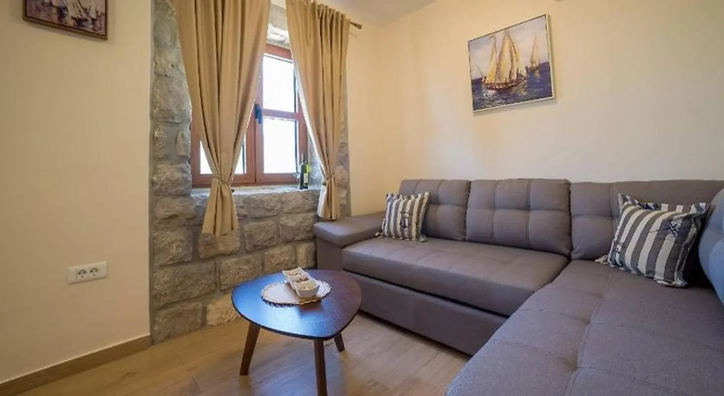 Villa Old Castle ROOM_EXAMPLE