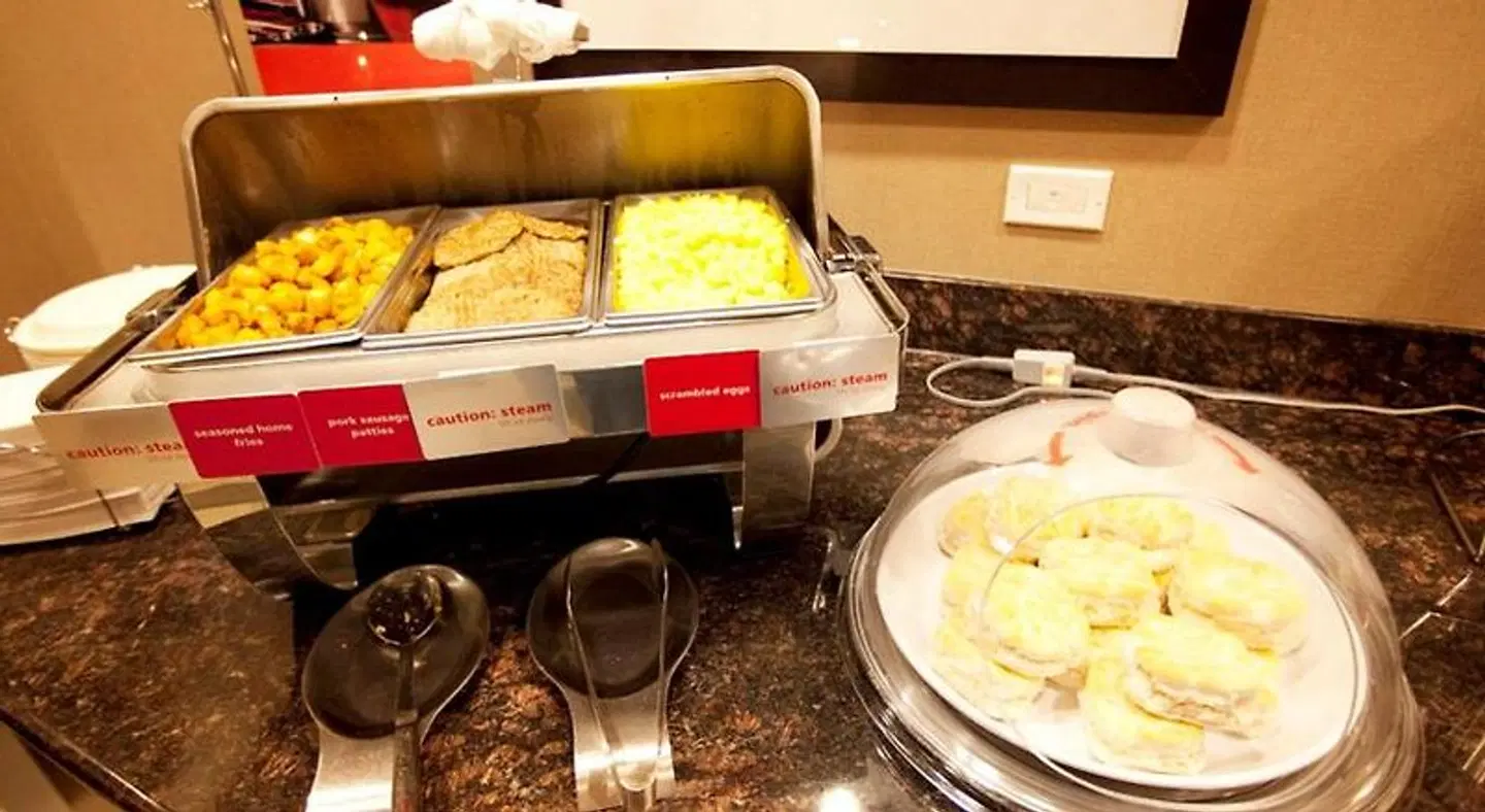 Hampton Inn & Suites Seattle/Kent,WA Restaurant