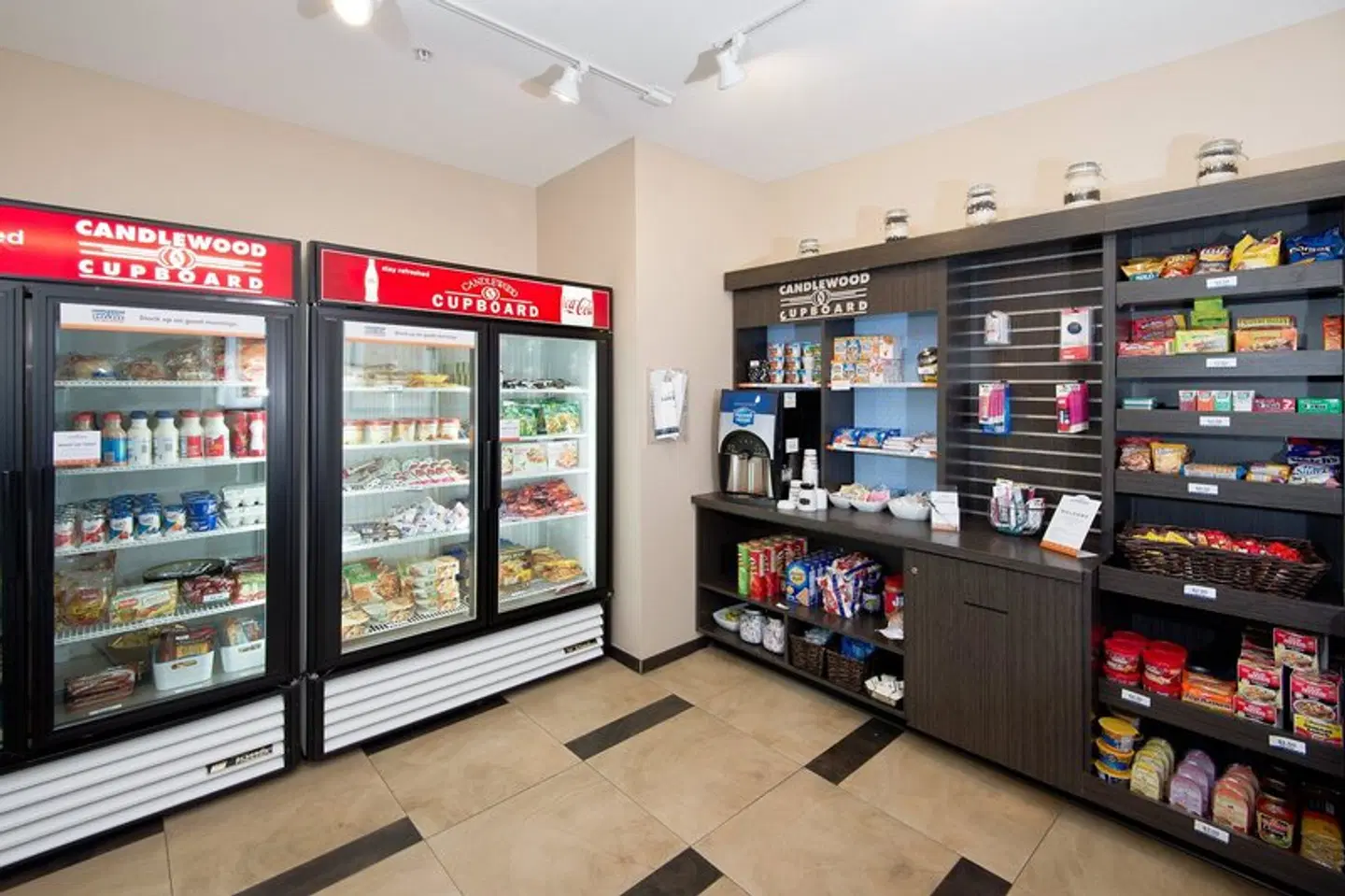 Candlewood Suites Greeley by IHG Bar