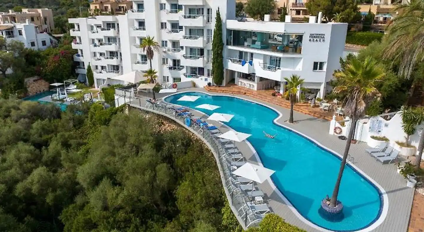 Ferrera Beach Suites & Apartments Pool