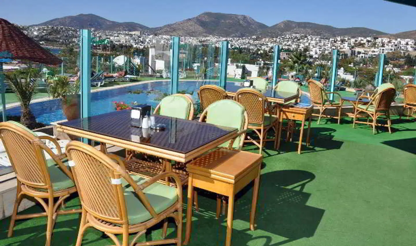 Siesta Beach Aparts & Studios Terrasse