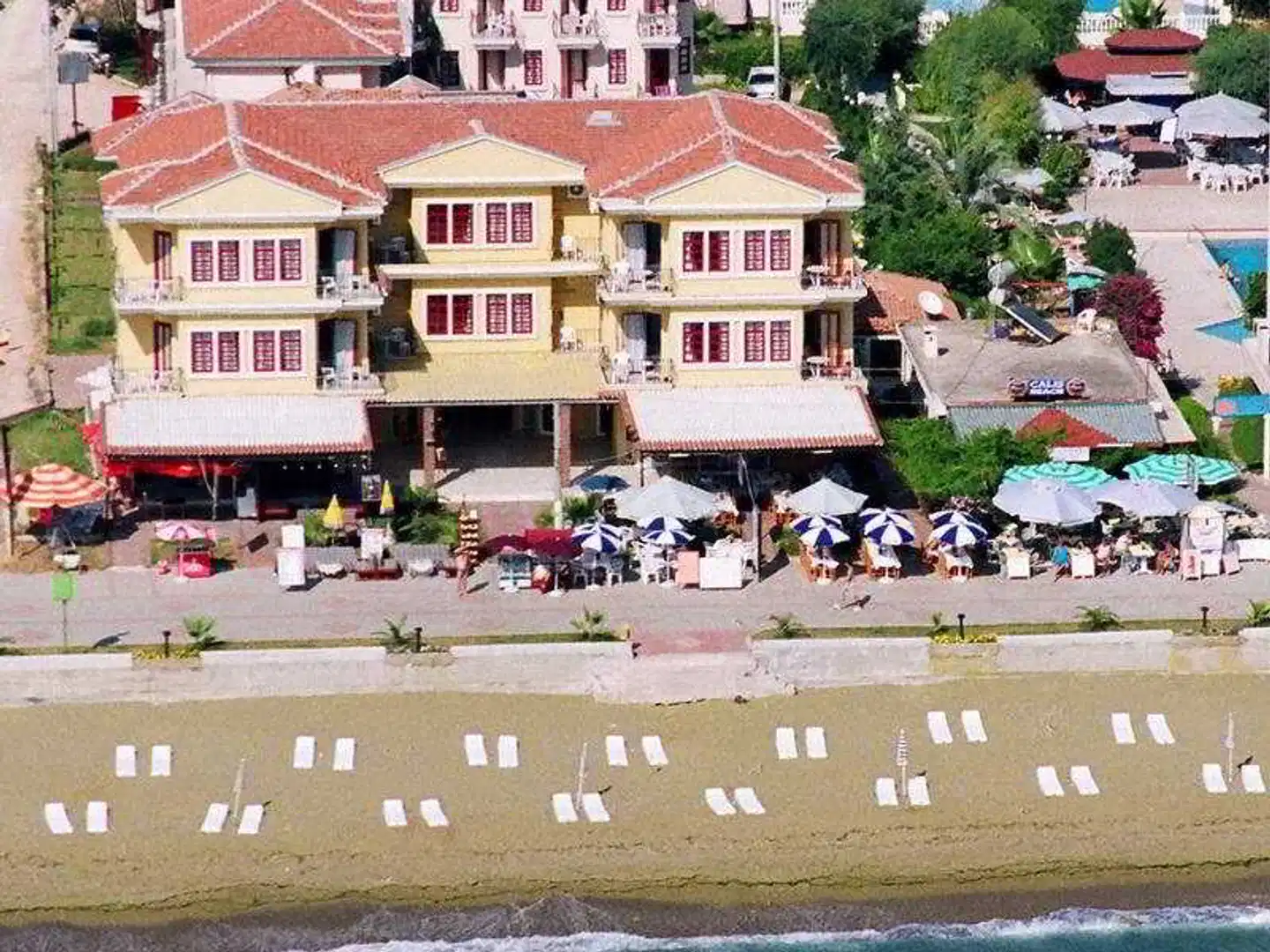 Gunes Hotel Aussenansicht