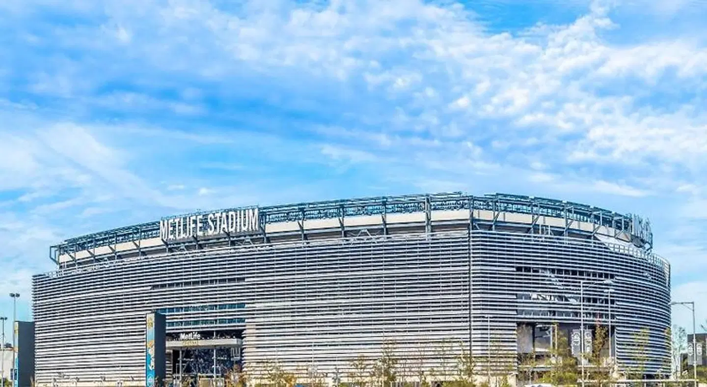 Super 8 by Wyndham North Bergen NJ/NYC Area EXTERIOR