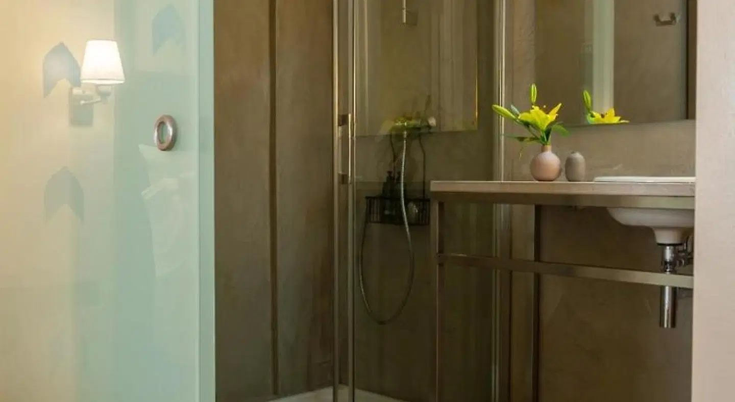 SólleRooms GuestHouse Badezimmer