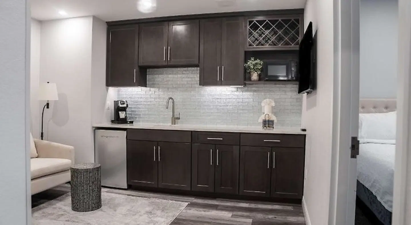 Hampton Inn & Suites Fairfield ROOM_EXAMPLE
