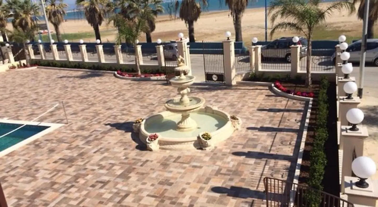 Hotel Riviera Palace Strand