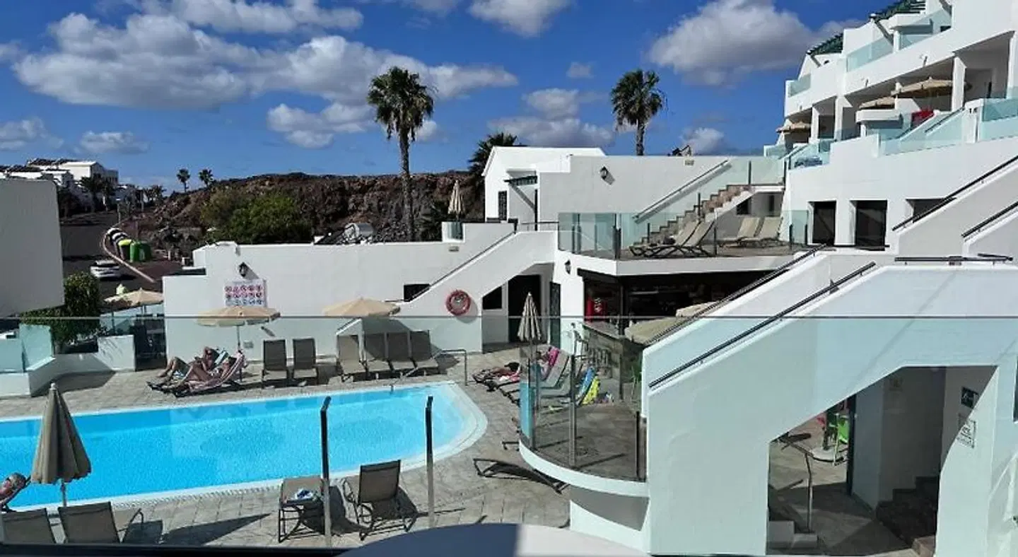 Apartamentos Villa Canaima OUTDOOR_POOL