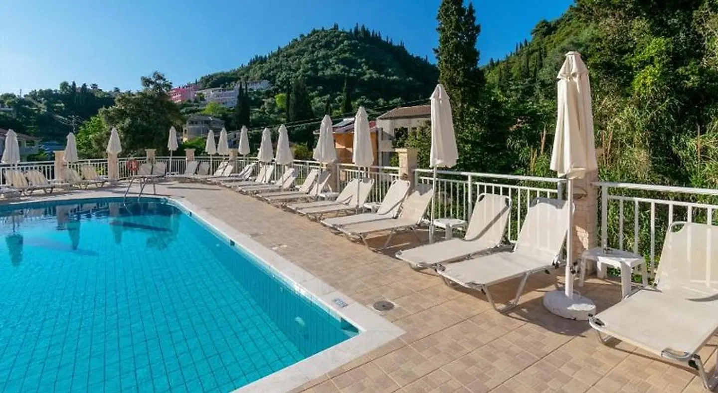 Angelica Hotel OUTDOOR_POOL