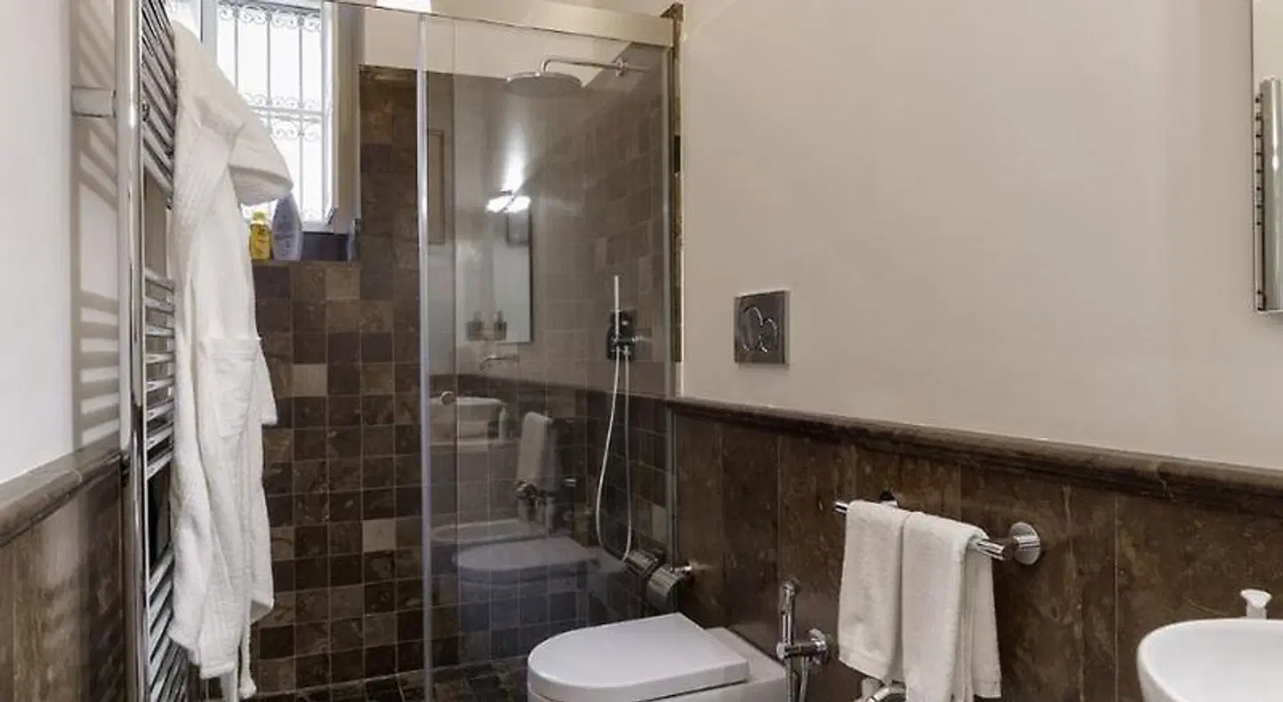 Edel Emotional Domus Et Luxury Badezimmer