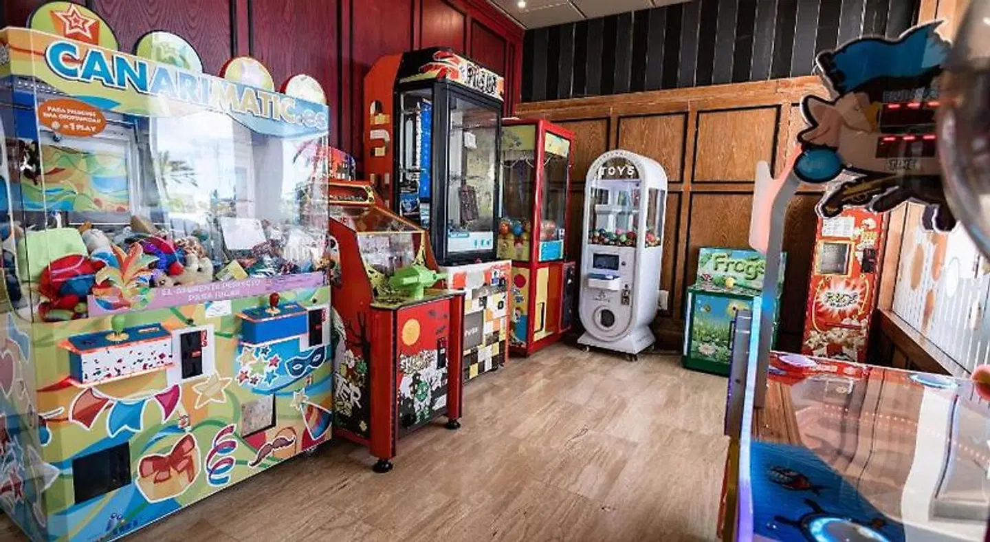 Caybeach Sun SPORTS_AND_LEISURE